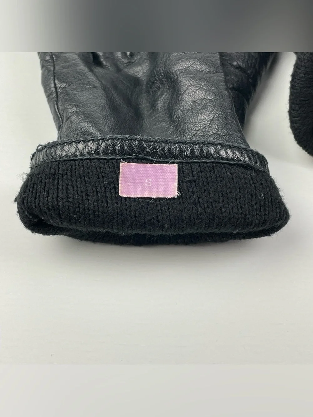 VTG Black Leather Women's Small Lined Driving Gloves Minimalist Classic Pull-On